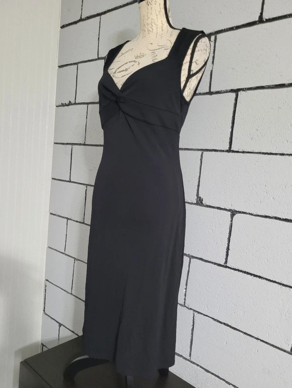 BUNDLE SALE! LOFT Black Sleeveless Twist-Front Dress Sz 8 - Picture 3 of 7